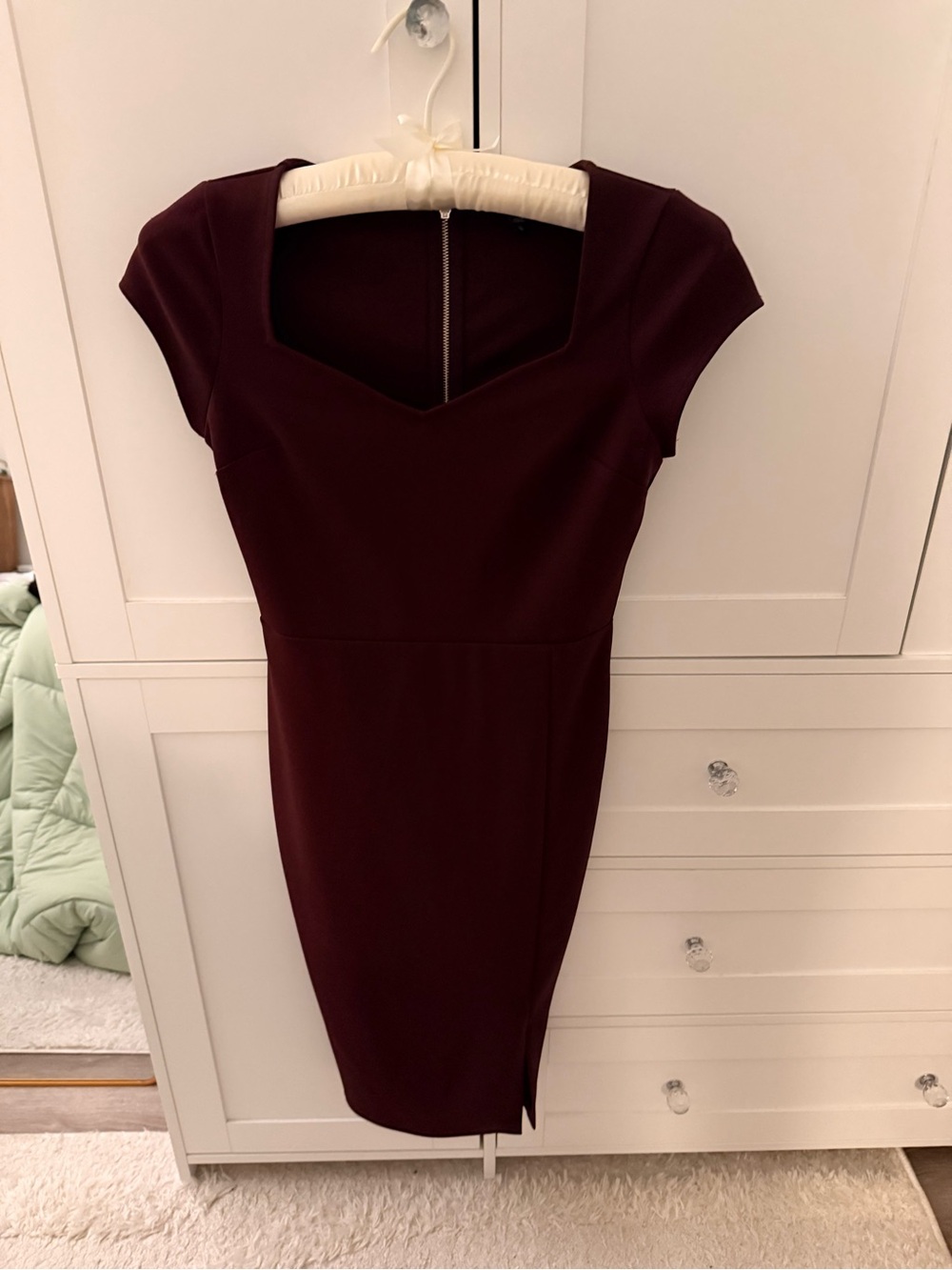 Express Wine Cap-Sleeve Midi Sheath Dress